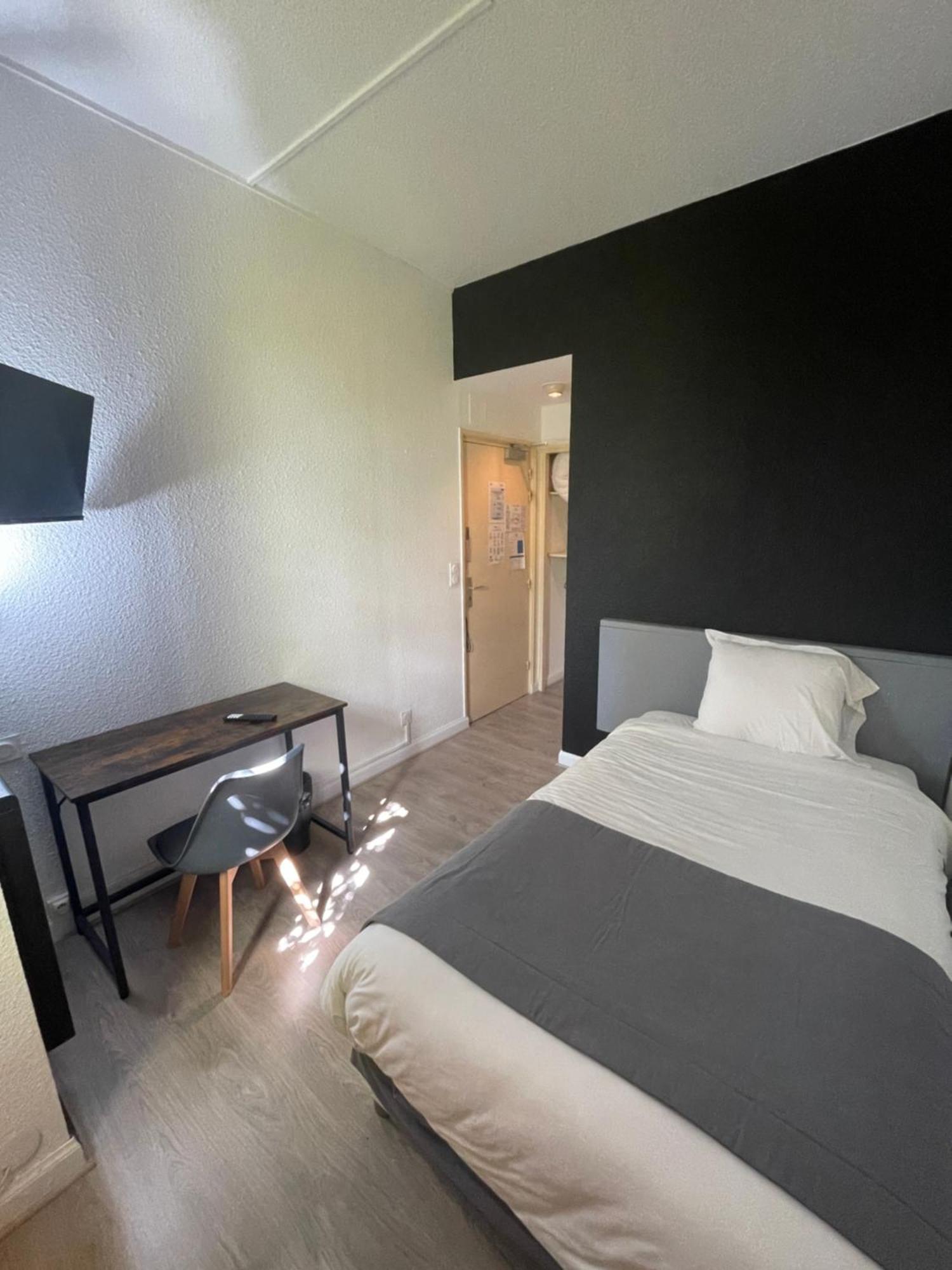 Hotel Le Gambetta Bergerac Esterno foto