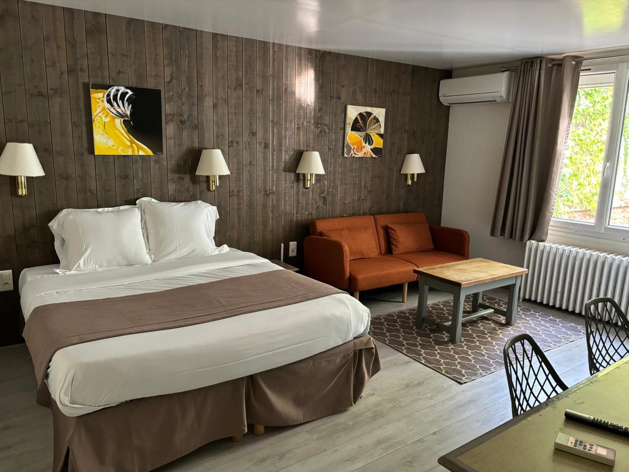 Hotel Le Gambetta Bergerac Esterno foto