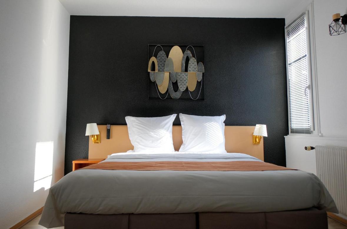 Hotel Le Gambetta Bergerac Esterno foto