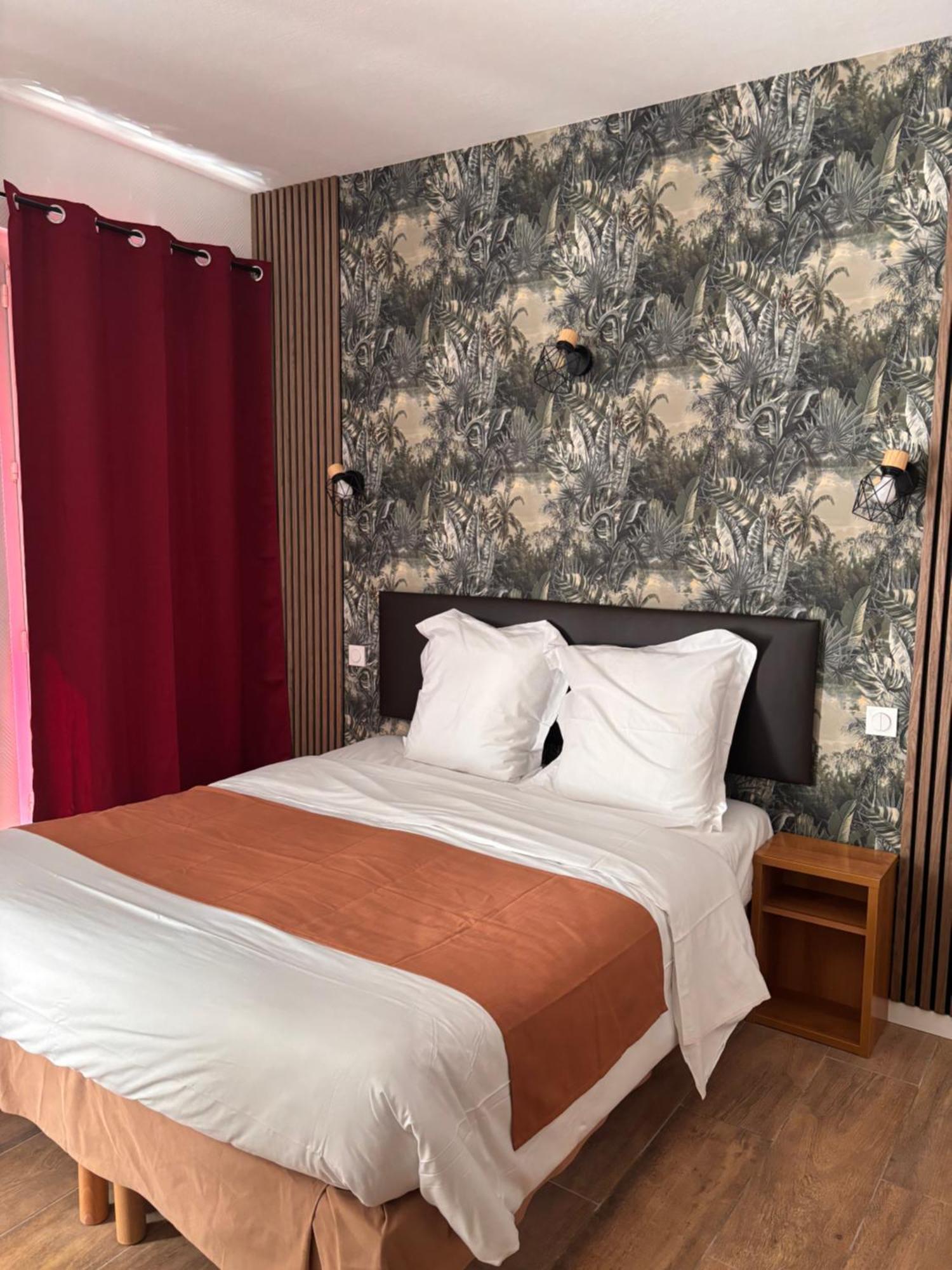 Hotel Le Gambetta Bergerac Esterno foto