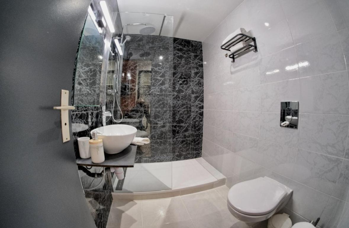 Hotel Le Gambetta Bergerac Esterno foto